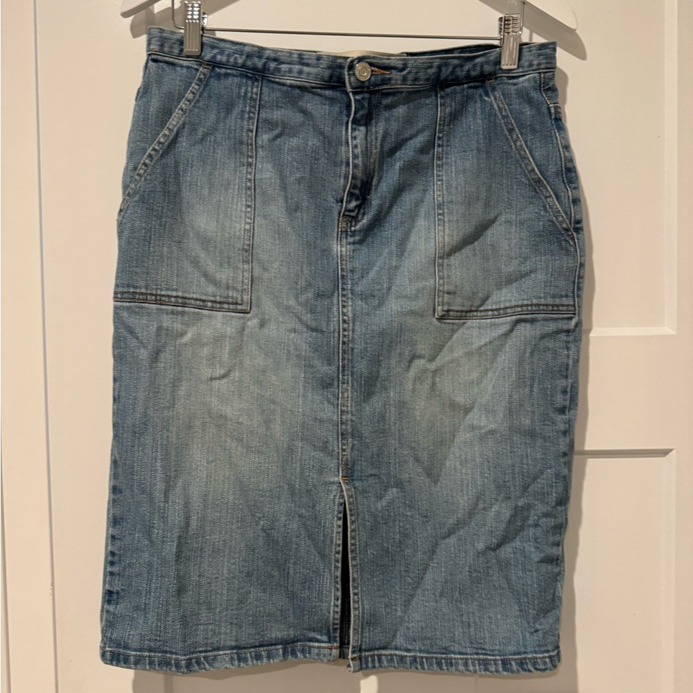 GAP Light Blue Denim Pencil Skirt